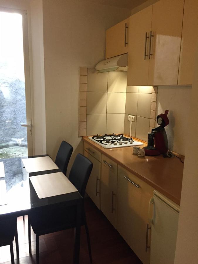 Victor Hugo Confort Et Sa Pizza Offerte Aurillac Exteriér fotografie